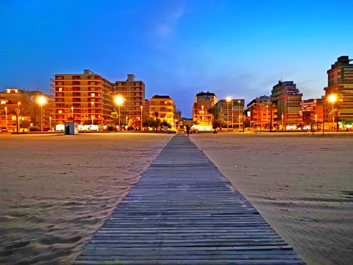 Apartamento Ana Maria Playa De Gandia Solo Familias Exterior foto